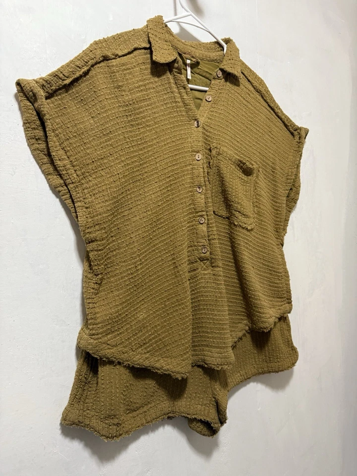 Free People Short Sleeve Button Front Bohemian Romper One Piece Sz M - Image 3 of 4