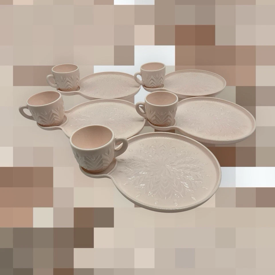 Jeannette Glass Vintage Shell Pink Milk Glass Juego de 5 platos y tazas de aperitivo Foto 3 de 4