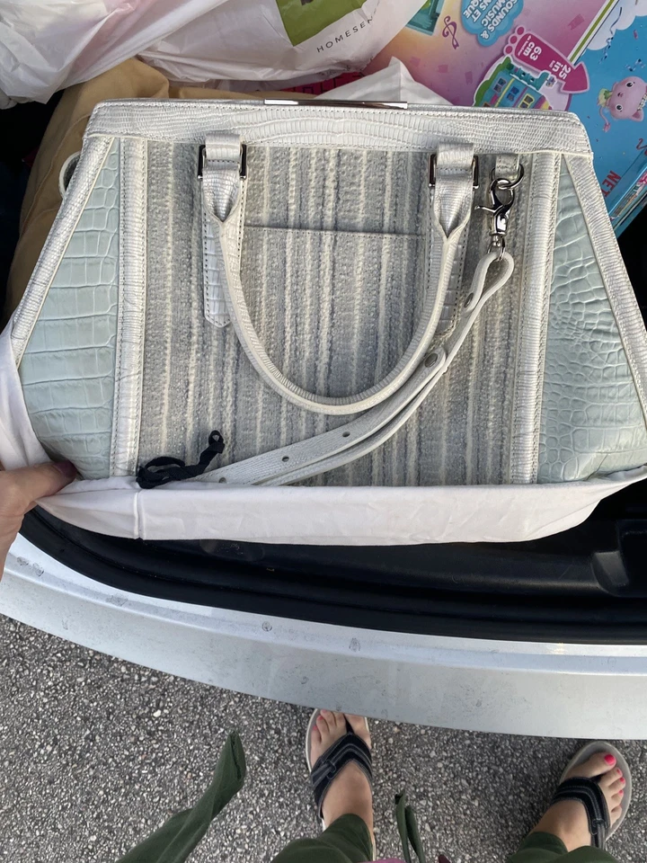 Bolso de mano de cuero Brahmin Foto 4 de 4