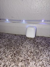 Apple AirPods Wireless Bluetooth In-Ear Earbuds White with Charging Case