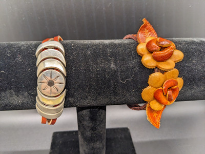 Pair Leather Bracelets 3D Flowers Engraved Strap Silver Tone Sun Moons