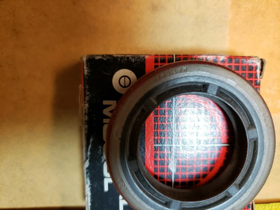 SELLO RUEDA TRASERA NACIONAL 3348, para Chevy, Pontiac 1976-1987 Hecho en 🇺🇸 Foto 4 de 4