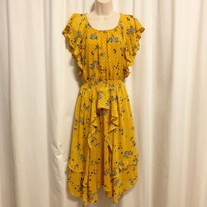 ASTR-The-Label-S-Small-Sheila-Clip-Dot-Floral-Print-Ruffle-Dress-Yellow-138
