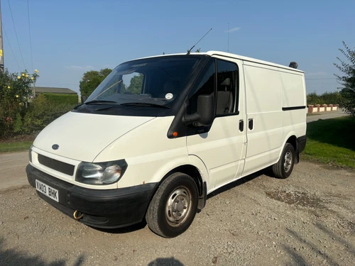 2003 (03) Ford Transit 2.0 TDDI MK6 SWB Van 90k - Picture 1 of 9