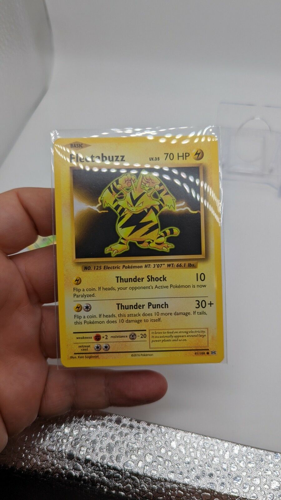 Pokémon Electabuzz 20/102 Base Set Card Unlimited (Portuguese) NM