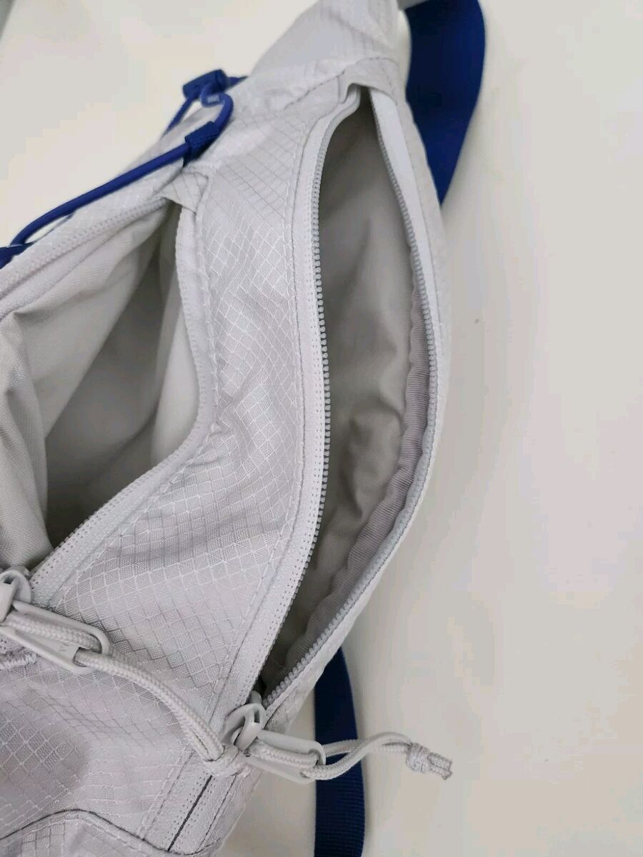 SS22 Supreme Sling Bag Silver Backpack Waist Shoulder bag SS22 Supreme Sling Bag Silver Backpack Waist Shoulder bag