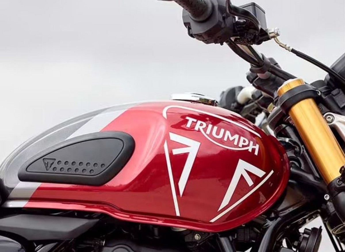 TRIUMPH タンクバッチ TRIUMPH スラクストン タンクバッジ/エンブレム クローム ペア