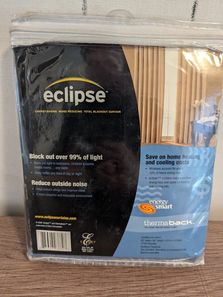 THERMABACK ECLIPSE BLACK OUT DRAPERY PANEL 42 IN BY 84 IN BLUE - Image 3 of 3