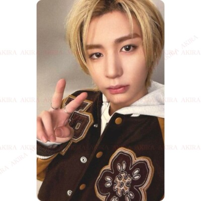 BOYNEXTDOOR KNOCK ON Vol.1 IN JAPAN 2025 ZIP-UP HOODIE PHOTO CARD