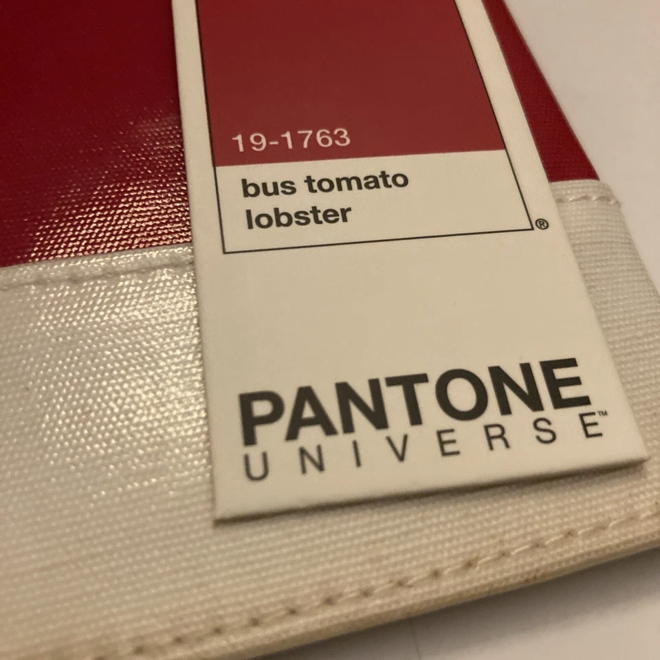 Pantone Universe Wallet Funky Red 19-1763 Credit Card Holder 🔴 - Image 3 of 4