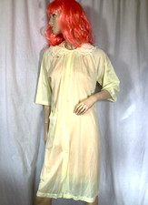 Vintage yellow Robe duster 60s rockabilly Mod go go Psychedelic housecoat Sissy