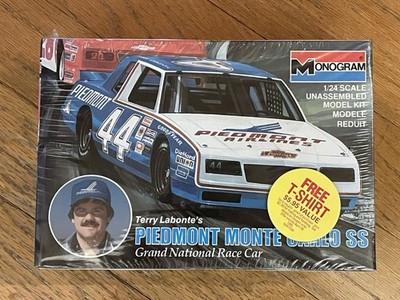 Terry Labonte Revell Monogram #44 Piedmont Monte Carlo 1/24 Model Kit New Sealed