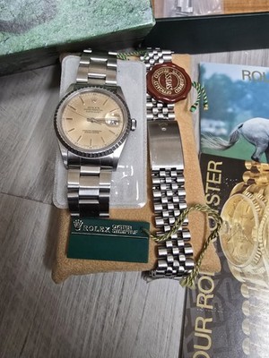 ロレックス ROLEX 時計空き箱 純正ボックス クレーター柄16220 1996 Rolex Datejust 36mm 16220 Watch - Matching 1996 Box, Booklets