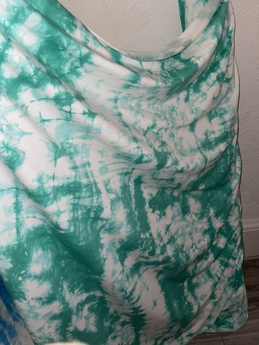 1m White/ Green Tie Dye Print Viscose Elastane Jersey Fabric 2-Way Stretch 60” - Picture 2 of 5