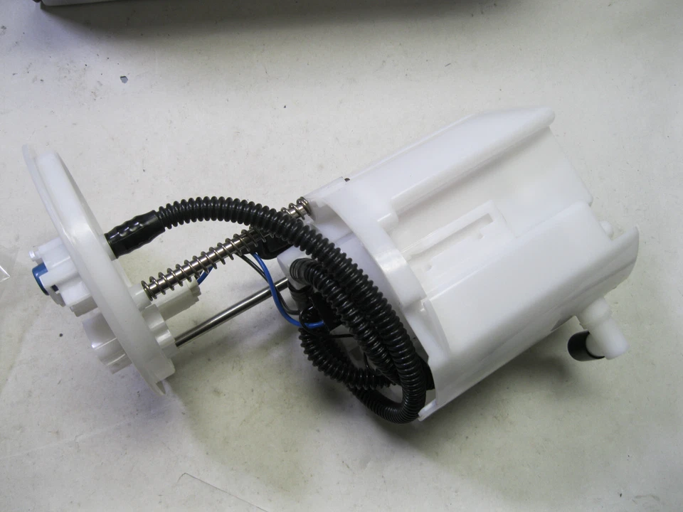 Spectra Premium Industries SP9048M - Fuel Pump Module Assembly Foto 2 de 4