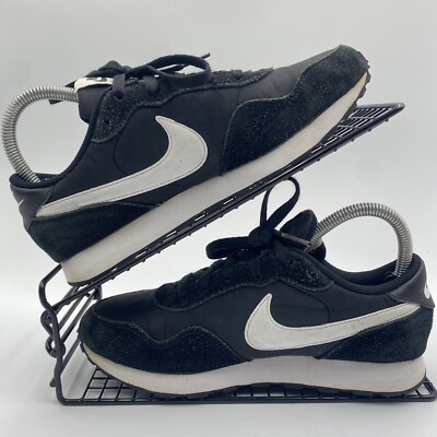 nike valiant trainers