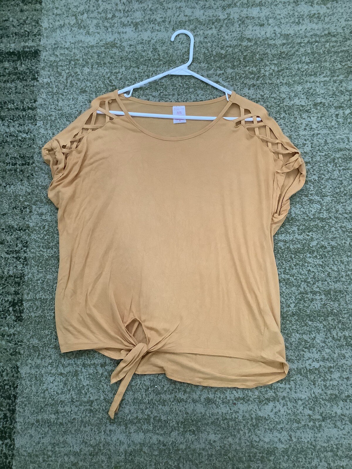 No Boundaries Junior XL Mustard Yellow Gold Blouse Gem