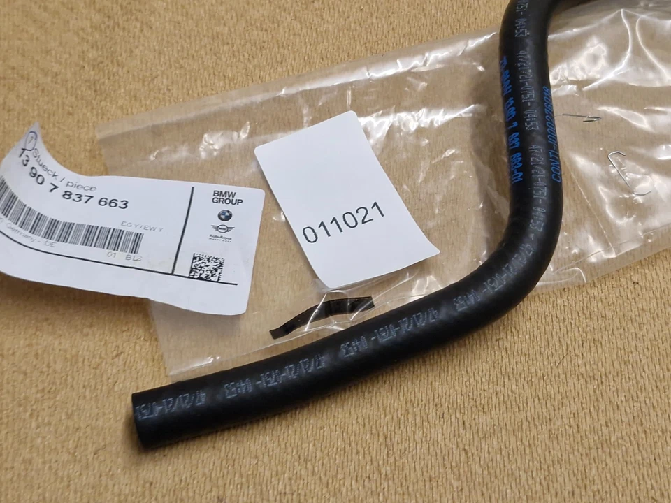 BMW M3 E90 Fuel Tank Breather Line 2001-2006 13907837663 7837663 Genuine NEW - Image 2 of 4