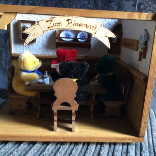 Teddy Hermann Original, Miniature Teddy Bears Cafe, Playing Cards. - Picture 4 of 10
