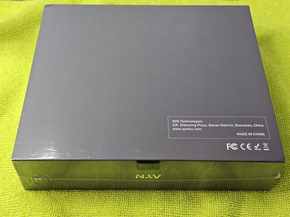 AYN Thor MAX - 16GB RAM | 1TB | Rainbow - OLED Dual Screen Android