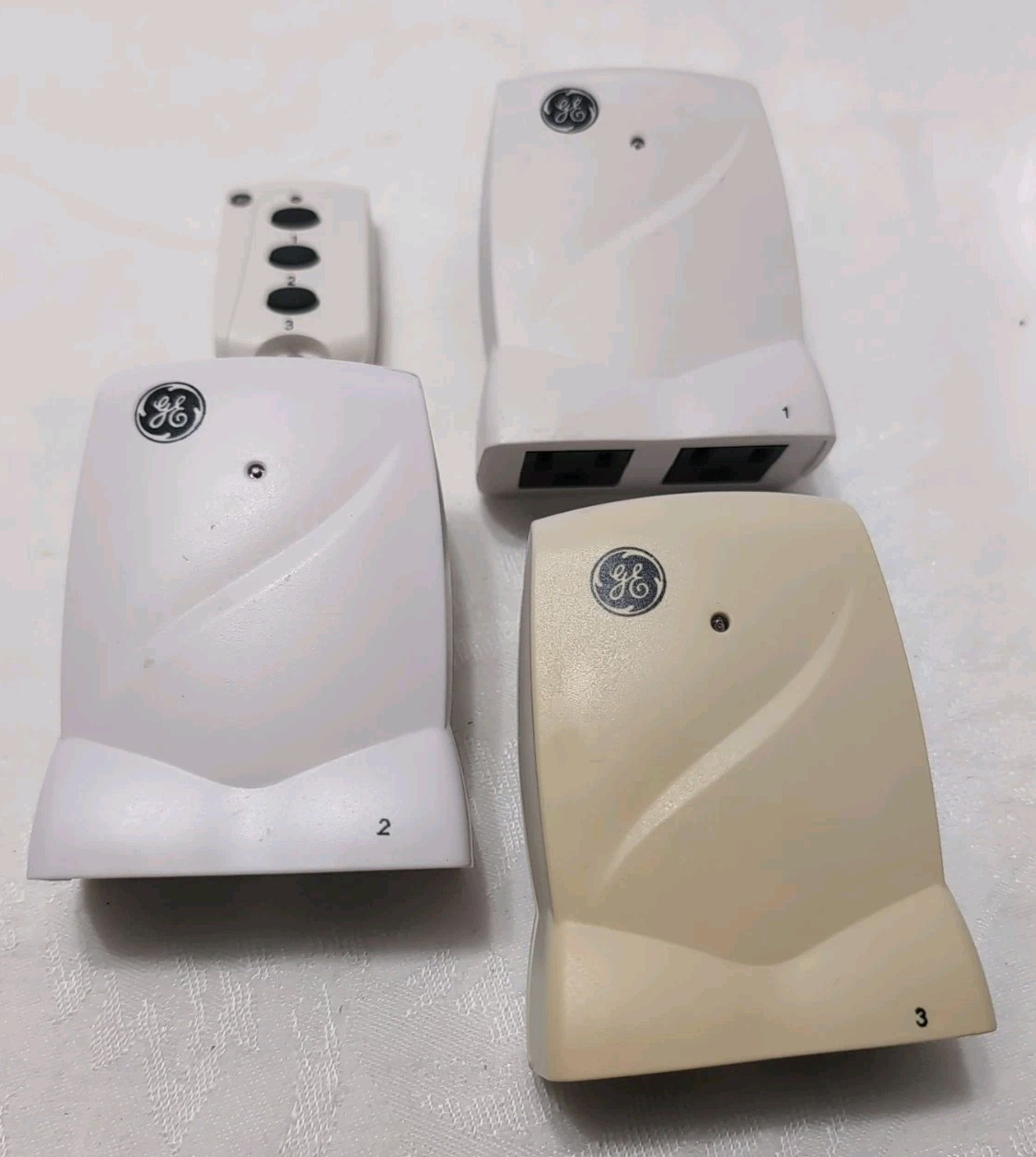 GE Indoor Wireless Power Outlets With Remote Control 3 Pk #0357408
