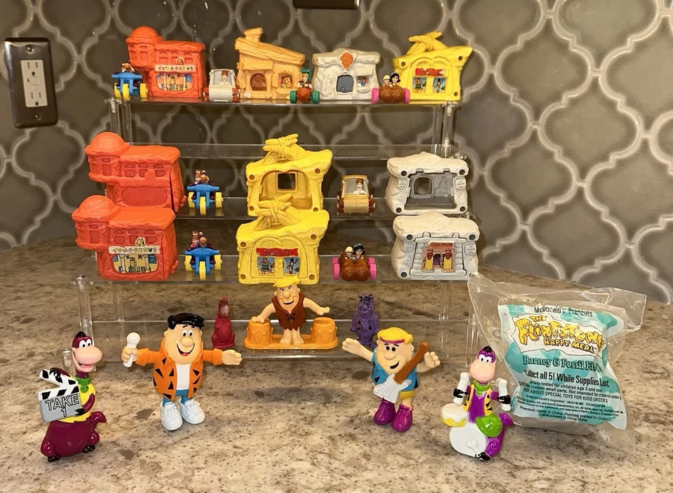 McDonald’s The Flintstones 1994 película Happy Meal Toys y 1991 banda de rock lote de 13 Foto 2 de 4