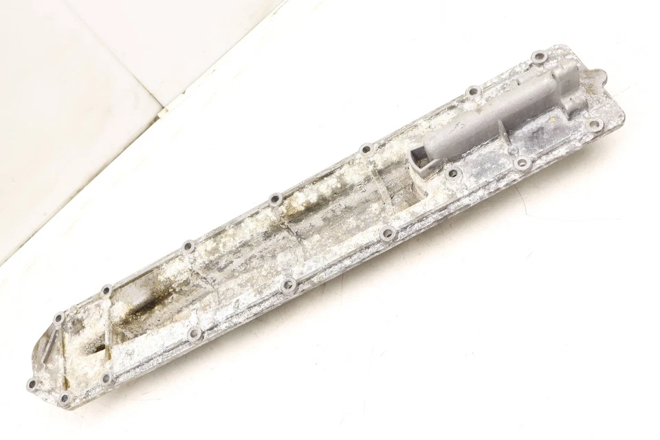 Mercedes-Benz SL65 AMG 2013-2018 - Cubierta superior del cárter del motor 2750100514 Foto 3 de 4