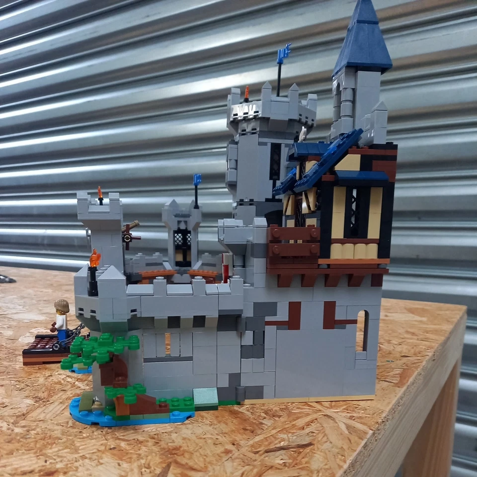 LEGO Creator 31168 Medieval Horse Knight Castle, photo 4 sur 5