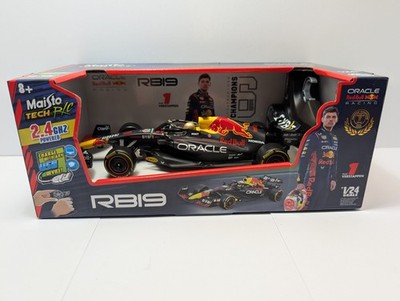 1/24 Maisto F1 Oracle Red Bull RB19 Max Verstappen 2.4 GHZ RC CAR