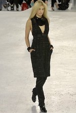 CHANEL 07 Runway Black Tweed Dress