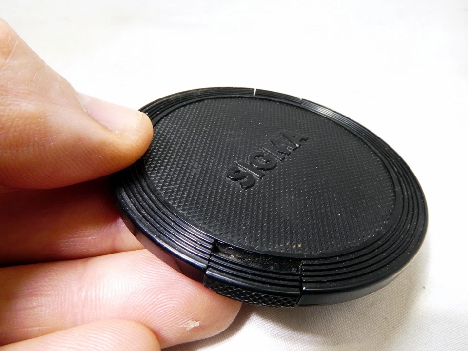 Sigma Front Lens Cap 67mm snap on type APO EX AF       - Image 3 of 4