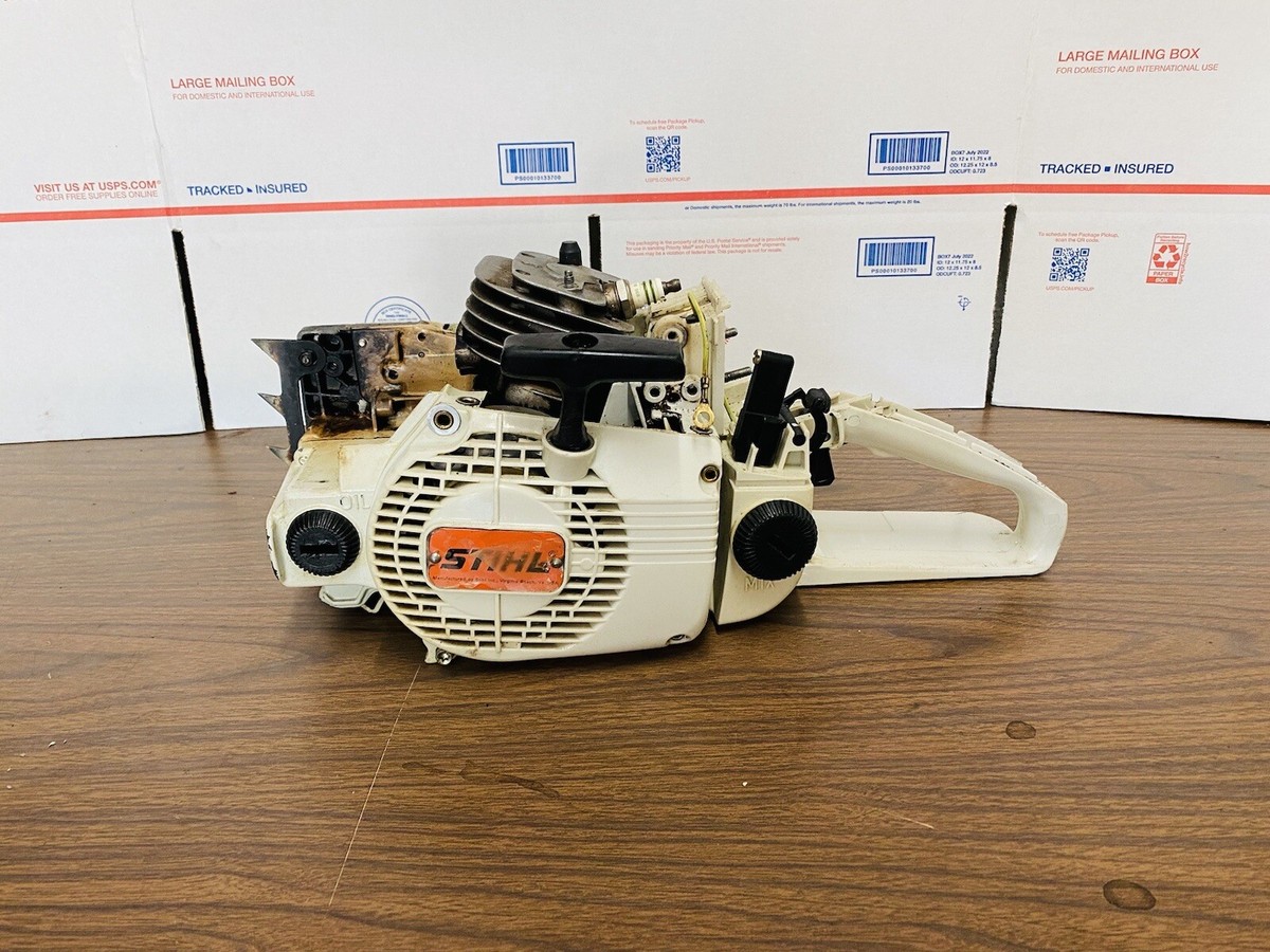 STIHL 024 AV Chainsaw For Parts / Project / Repair Turns STIHL 024 AV Chainsaw For Parts / Project / Repair Turns