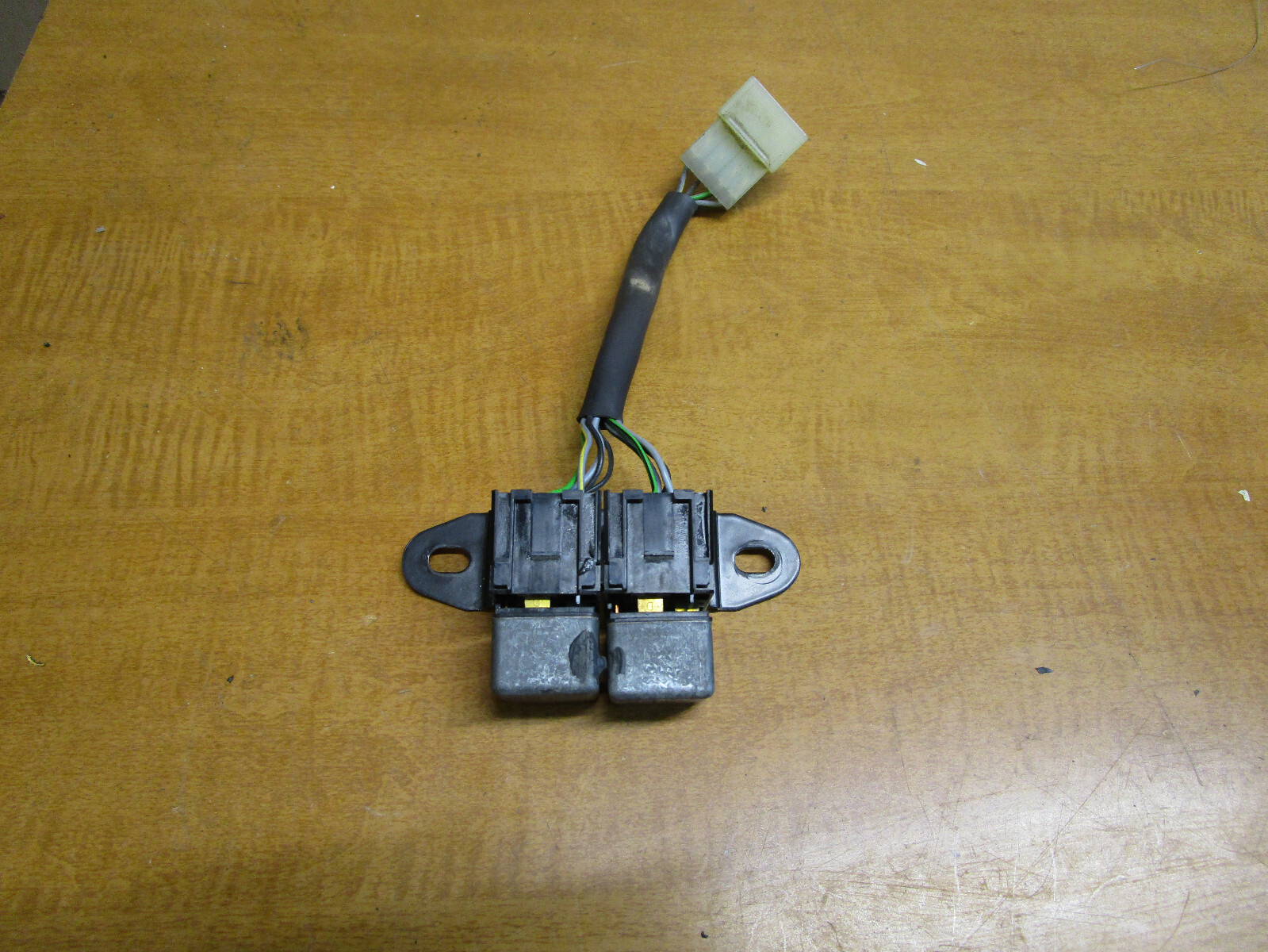 Ferrari 348 - Electrical  Boards Relay Assy P/N 110355 - 40130106