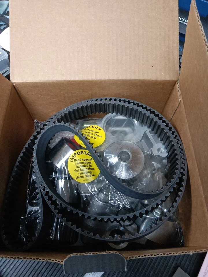 斯巴鲁 EJ25 04'-21' 发动机定时皮带套件 带水泵门 TCKWP328 — 第 2/2 张图片