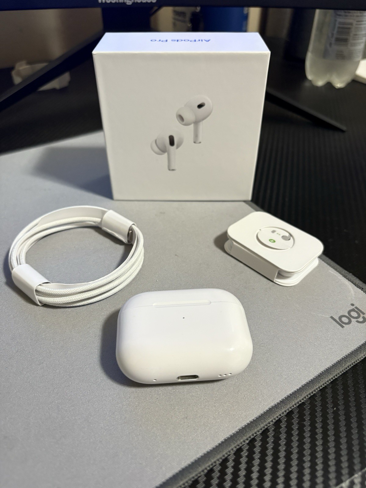 Apple AirPods Pro 2nd Generation with MagSafe Wireless Charging Case - White