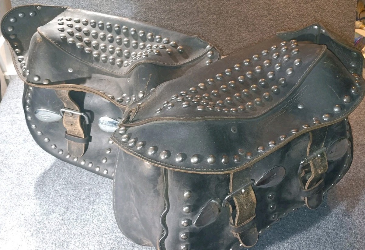 Harley-Davidson シルバー パーティーバッグ Harley-Davidson シルバー パーティーバッグ HARLEY-DAVIDSON