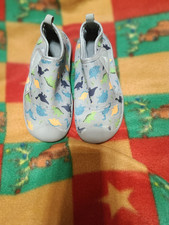 Schwimmschuhe - Größe 30