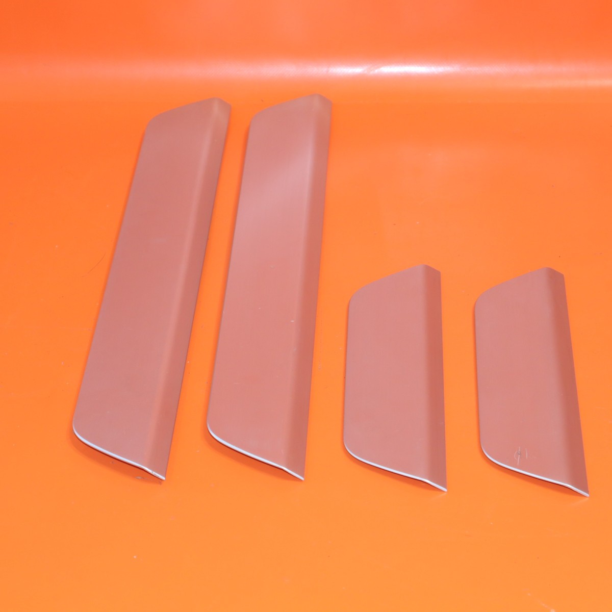 LAMBORGHINI URUS DOOR SILL TRIM LEFT RIGHT FRONT REAR 2019-2021 2022 2023 2024