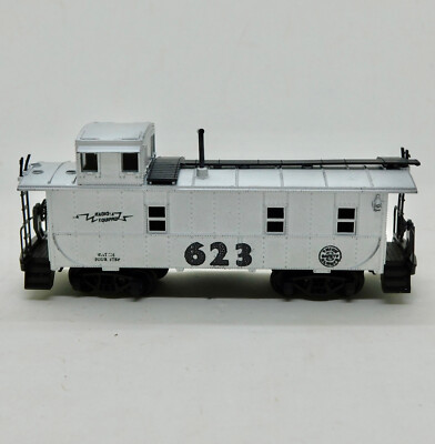 Vintage HO CABOOSE ROCO AUSTRA RADIO EQUIPPED NO 623 THINK SAFETY ALWAYS Silver