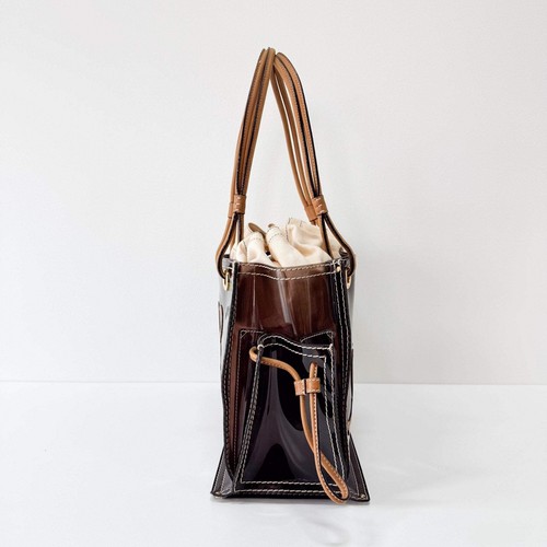 Bolso de hombro de vinilo marrón café LOEWE - Imagen 5 de 17