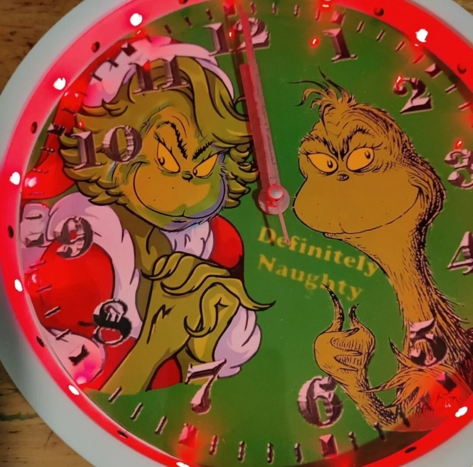 Grinch RGB Led Clock - Image 2 of 4