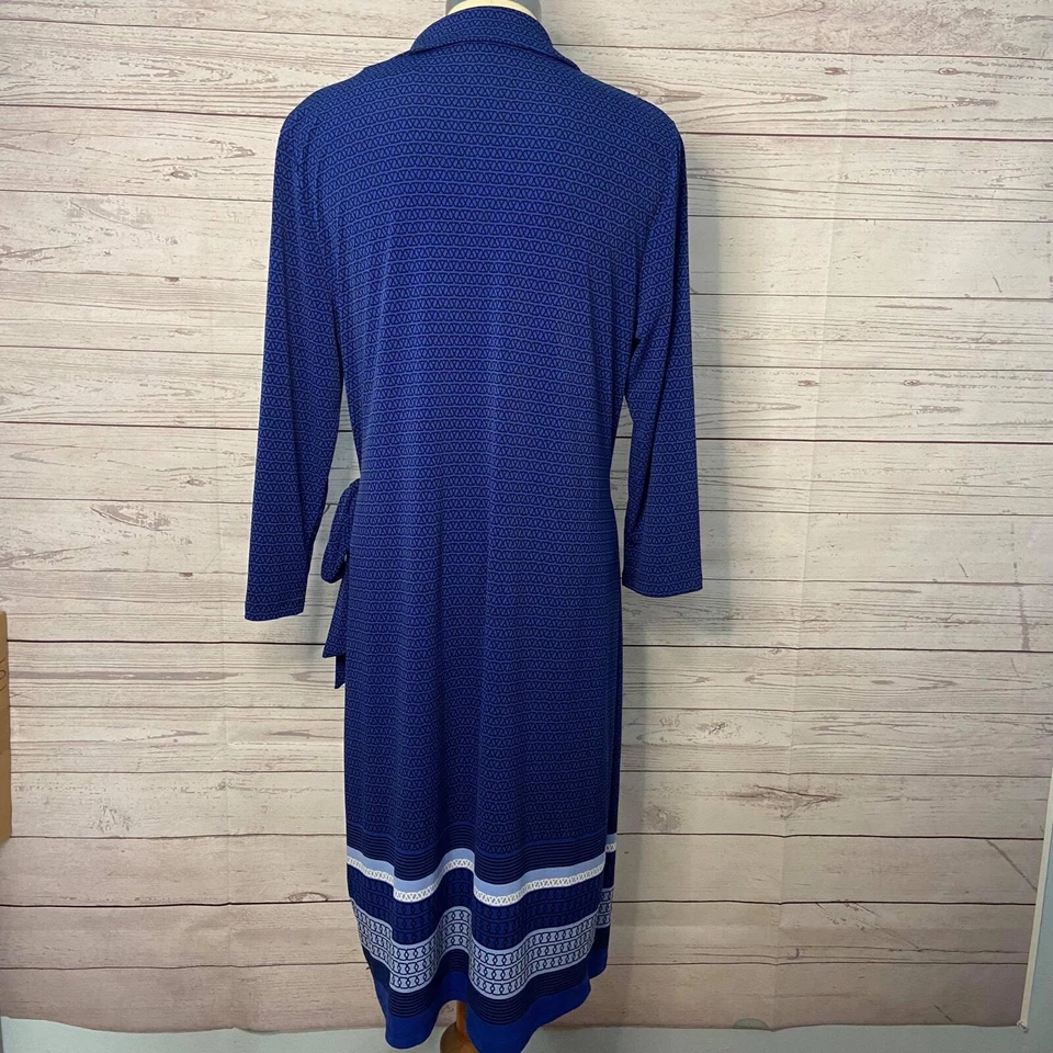 O vestido de malha de jersey stretch borda geométrica azul limitado, tamanho. L - Imagem 2 de 4