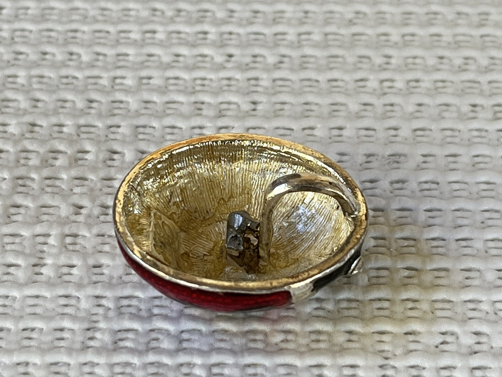 Picture 9 of 12