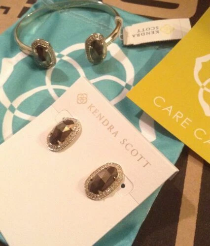 Pendientes de Moda De Tuerca Kendra Scott Pirita