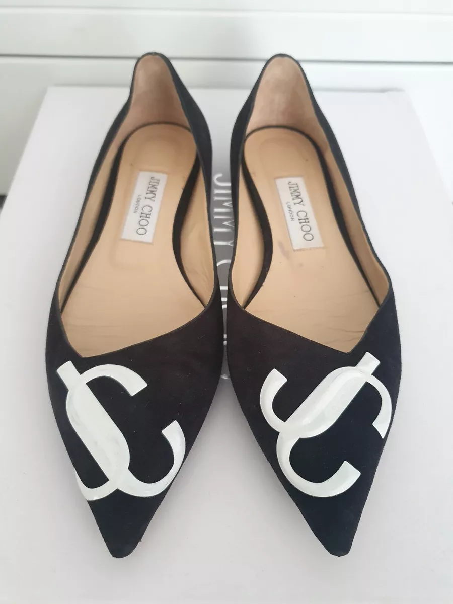 3d bespoke image of leather shoes for women with name logo JC