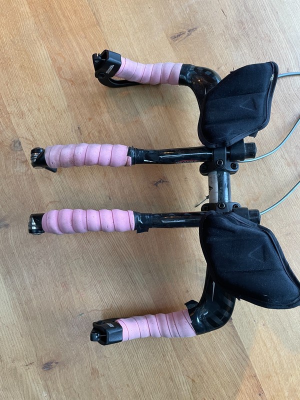 Profile Design Carbon Fibre aero bars including shifters and brakes