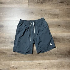 Vuori Shorts Mens Small  Grey Kore Athletic Gym Training Activewear