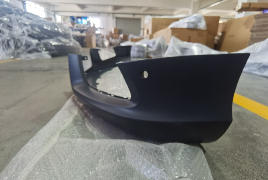 For Bentley Continental GT GTC 4.0 2012-2015 3W3807217 Front Bumper w/o Hole