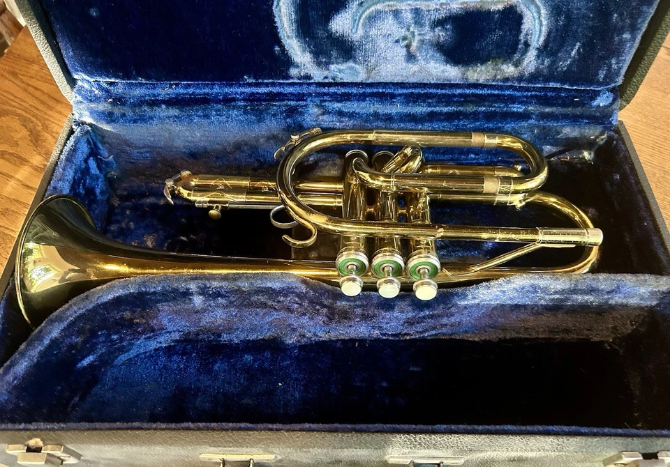 Instrumento Cornet King Cleveland 602 ~ años 70 vintage con estuche, sin boquilla Foto 3 de 4