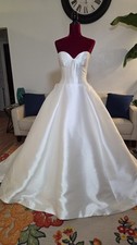 Pronovias Barcelona Ivory Color Size 10